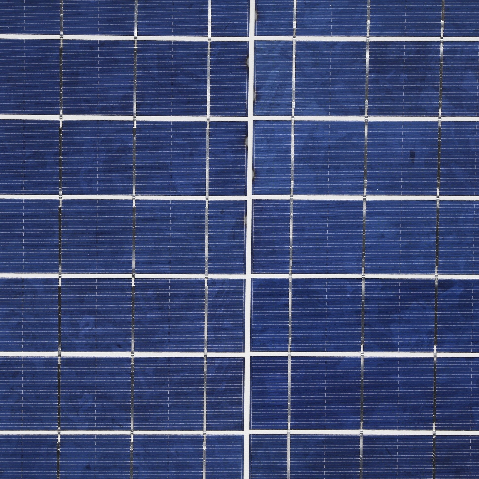 Efficient 30-Watt Solar Panel with Mounting Bracket for 12V Gate Openers